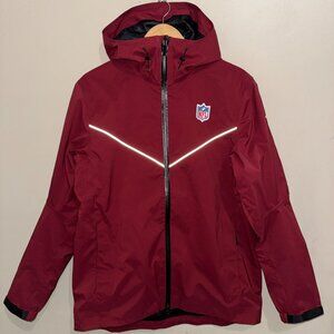 Nike NFL Shield Football On-Field Team Issue Rain Jacket Raincoat Mens M USA NEW
